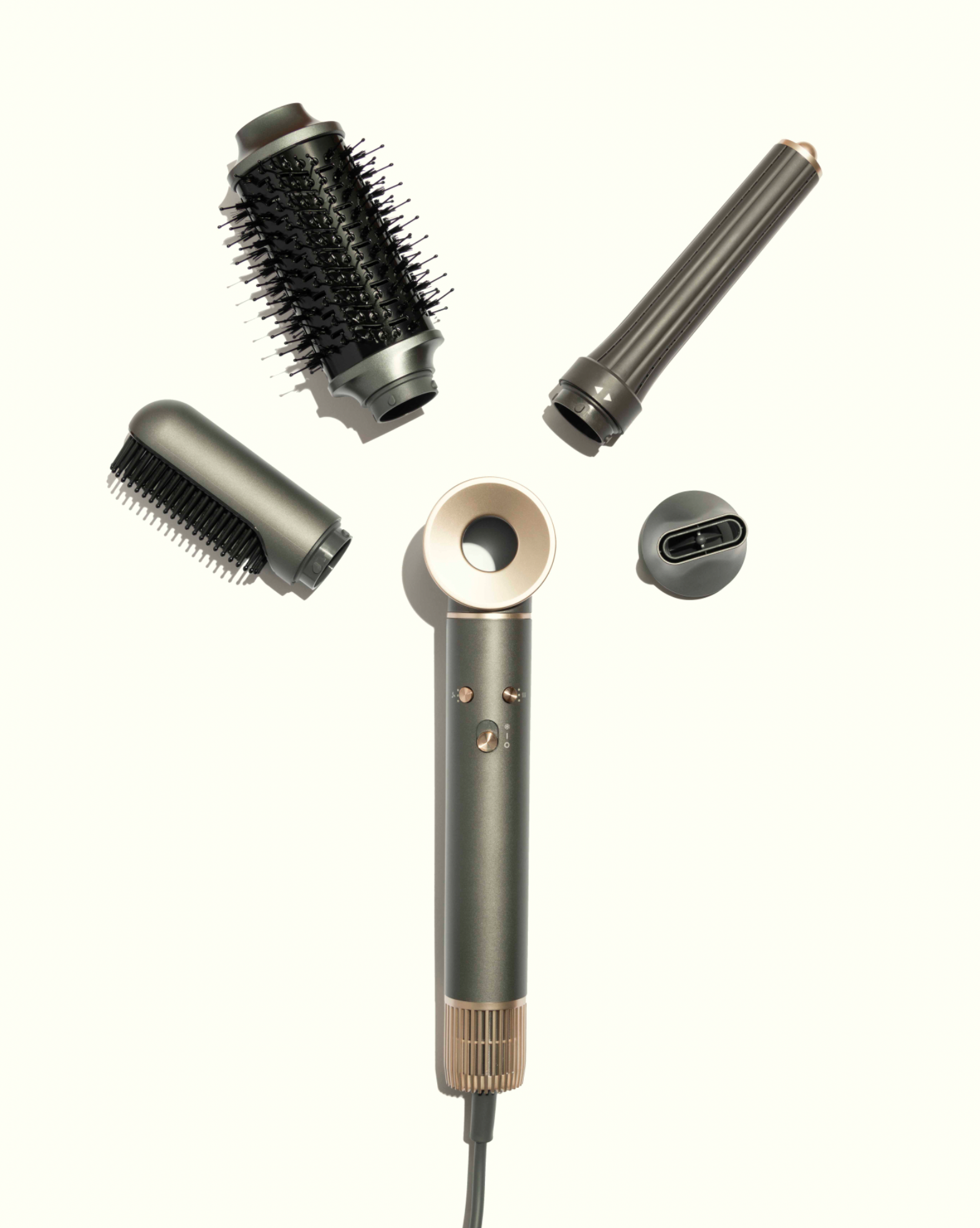 AeroFlow™ — Secador inteligente de alta velocidad y bajo ruido